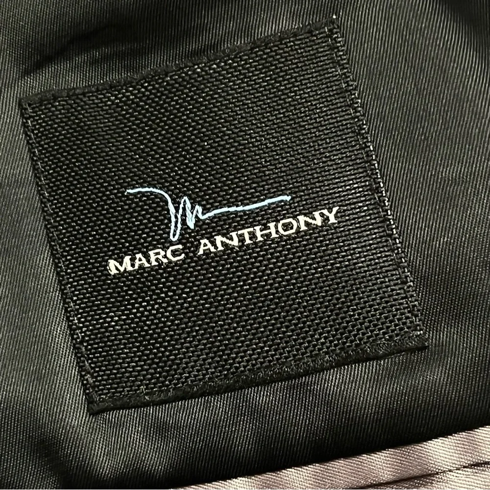Marc Anthony Blazer Heatherd Charcoal  Men's Sz 44L  NWOT